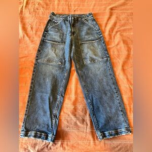 American Eagle AE Super High Waisted Baggy Straight Utility Jean